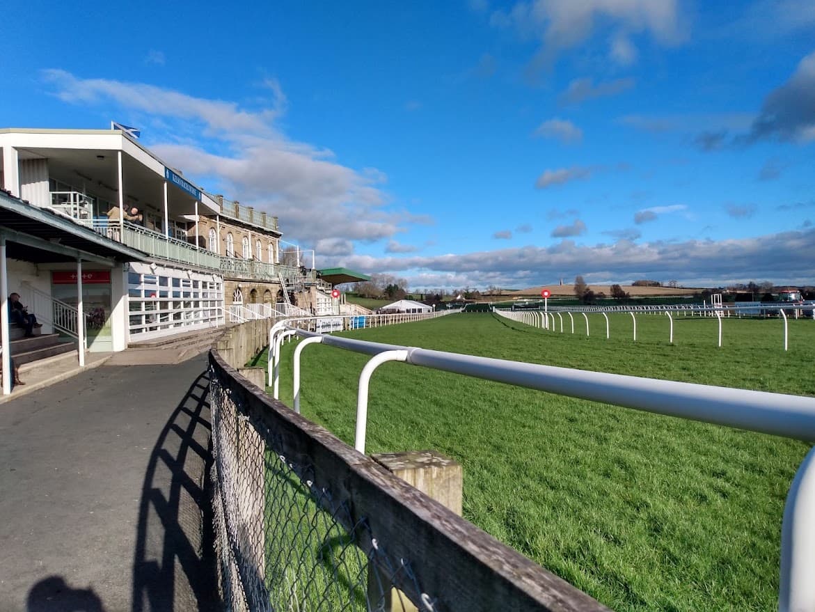 Kelso Racecourse home straight